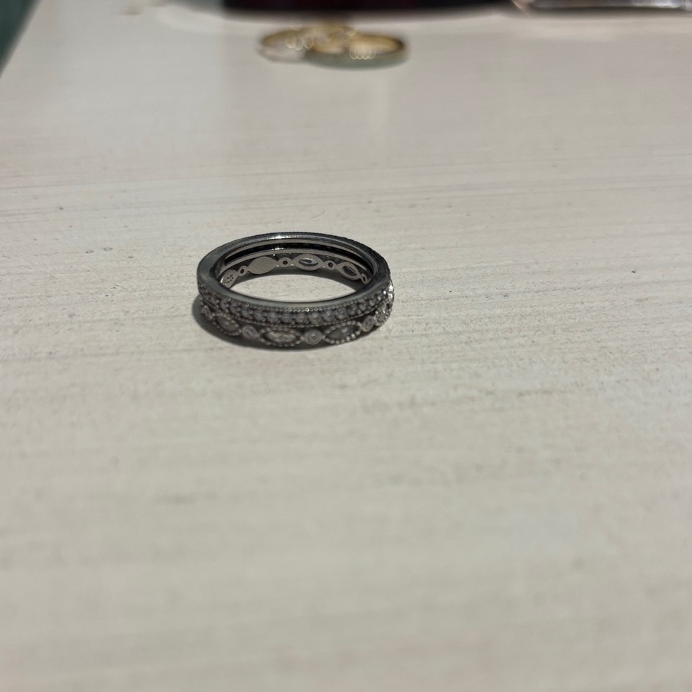 Elegant Silver Women's Ring